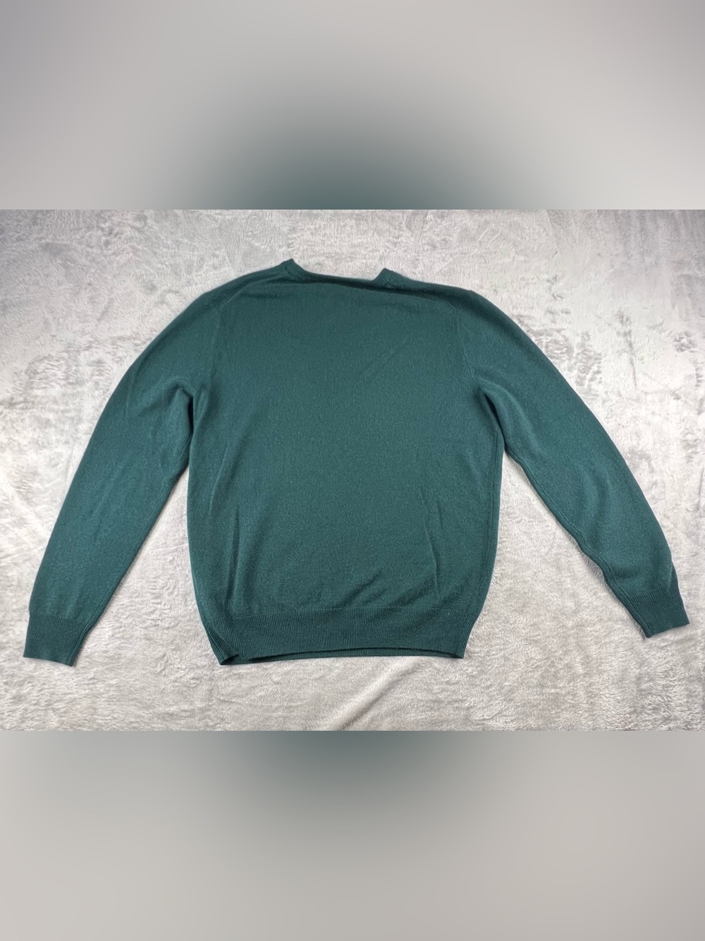 J.Crew 100% Cashmere Sweater Mens Size M Green Crewneck Long Sleeve Luxury - Picture 2 of 13